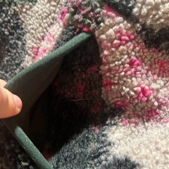 Fleece lined pull over - Picture 3 of 5